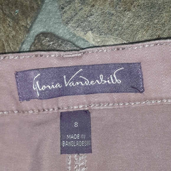 Jean - Picture 5 of 7